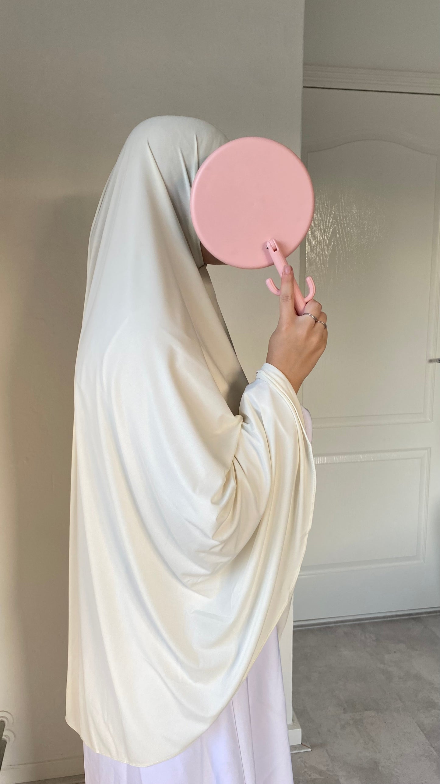 Dawra Khimar Zwart