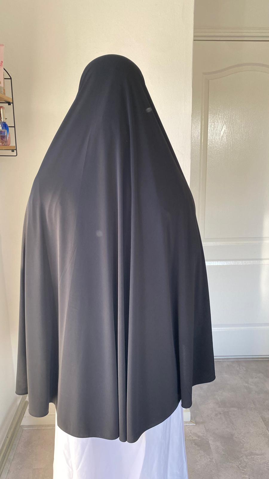 Dawra Khimar Zwart