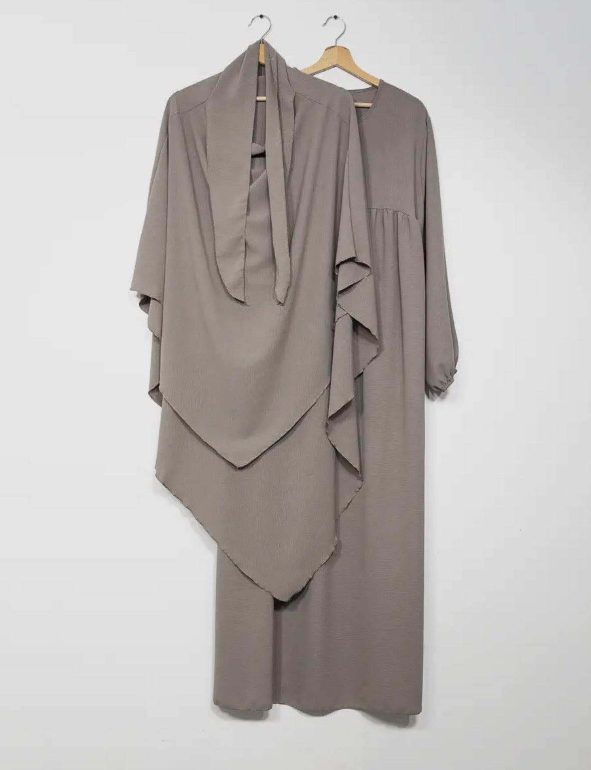 Taupe